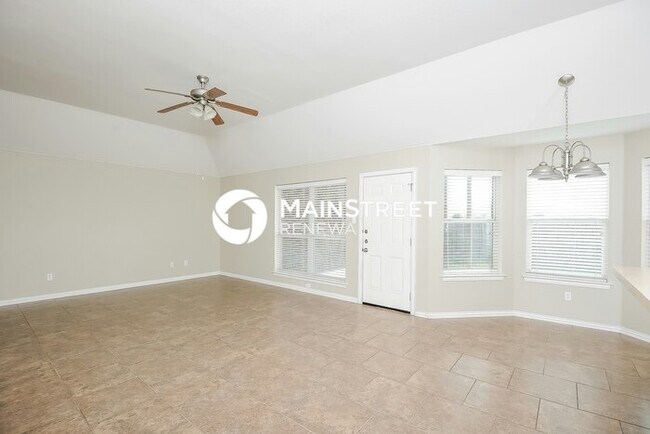 Foto del edificio - 3 Bedroom Pet-Friendly Home in Crowley, TX with Main Street Renewal