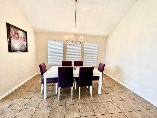 Building Photo - 2519 Horned Owl Dr