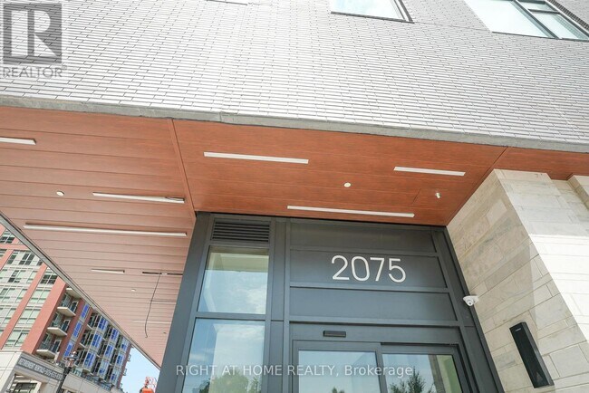 Photo du bâtiment - 2075 Lakeshore Rd.