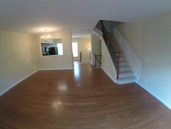 Foto del edificio - 1332 Thornborough Dr