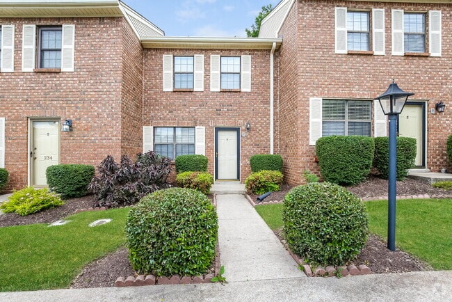 Building Photo - 232 Thistle Ln