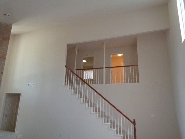 Building Photo - 11815 Gardenglen Dr