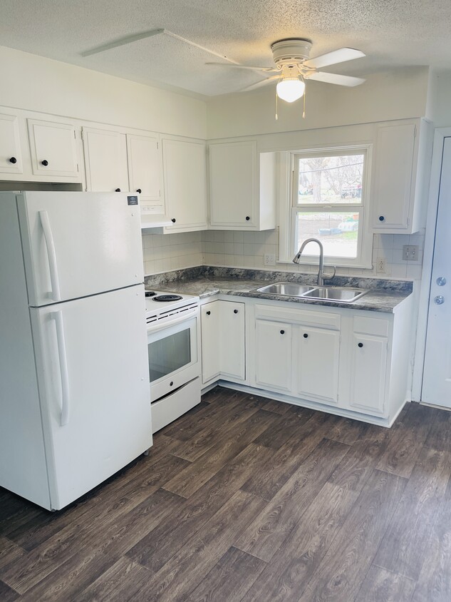 Foto principal - 106 2nd St