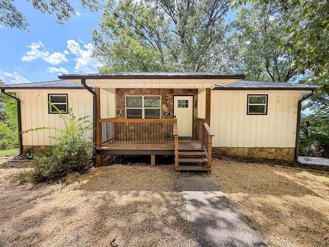 Foto del edificio - 405 Dempsey Ln