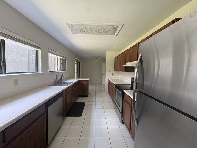Foto del edificio - Spacious 4 Bedroom Home in Live Oak