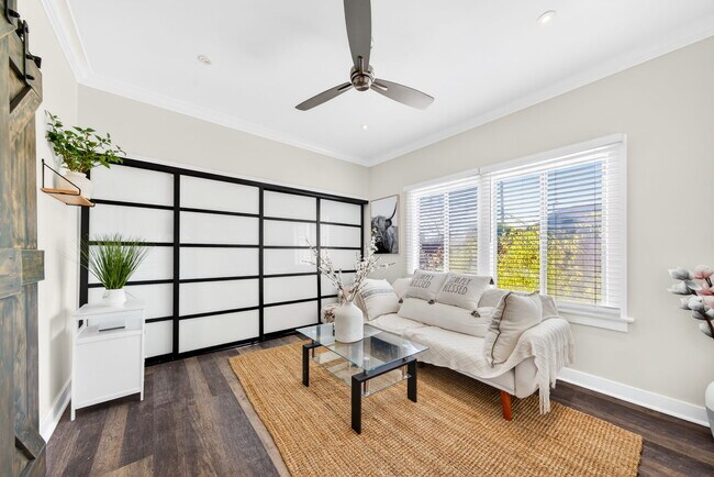 Foto del edificio - 5917 Lexington Ave