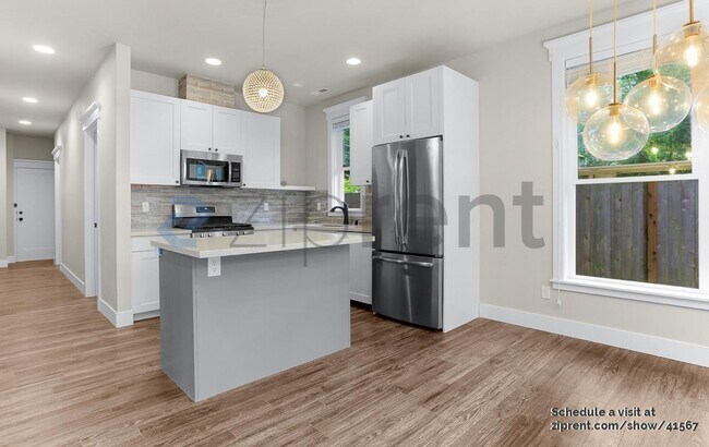 Foto del edificio - 7423 132nd Ave NE
