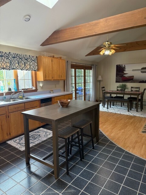 Foto del edificio - 15 Homestead Ln