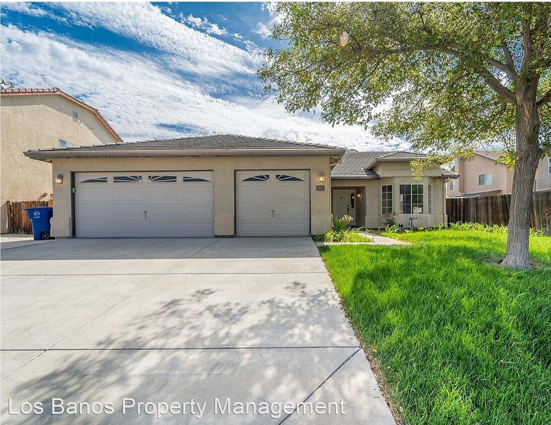 4 br, 2 bath House 1682 Alyssum Way House Rental in Los Banos, CA