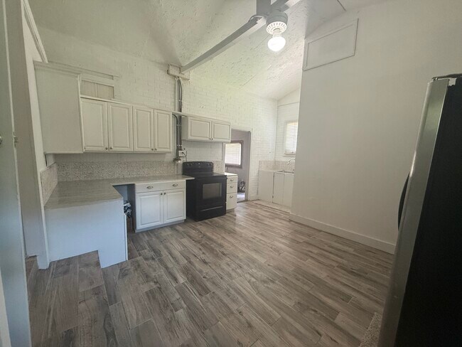 Foto del edificio - 2903 W Park Ave