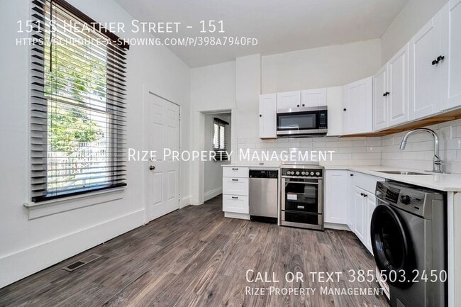 Building Photo - 151 S Heather St