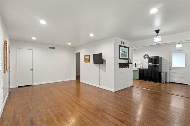 Building Photo - 3304 Crest Ridge Dr