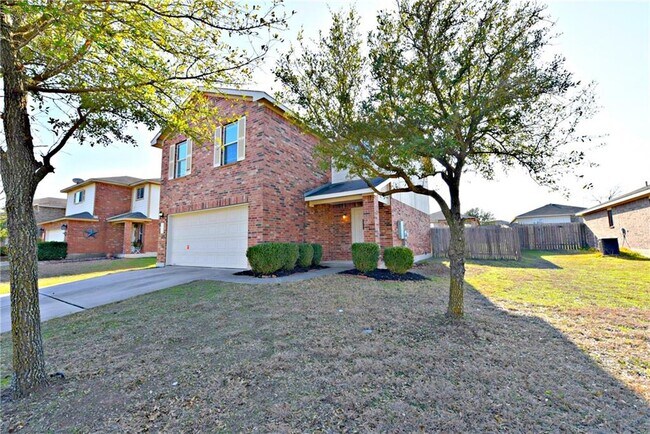 Building Photo - 105 Mesa Dr