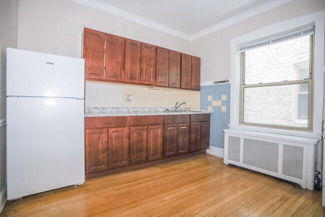 Foto del edificio - 7713 N Sheridan Rd