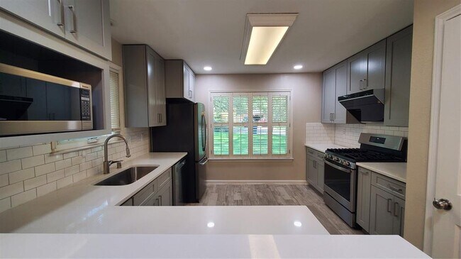 Building Photo - 13015 Garfield Ln