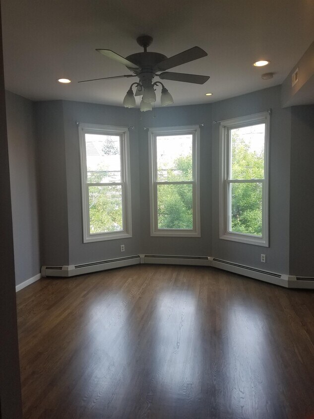 2512 Palisade Ave Unit 2, Weehawken, NJ 07086 Apartment for Rent in