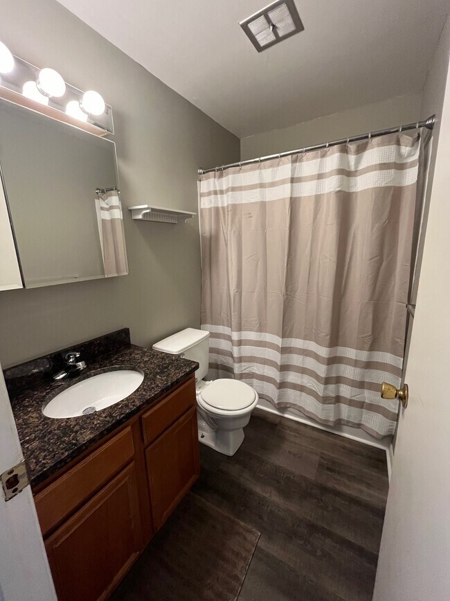 Building Photo - 6558 Cornwall Ct