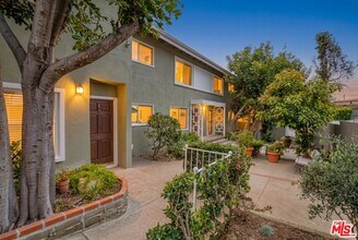 Building Photo - 16144 Sunset Blvd