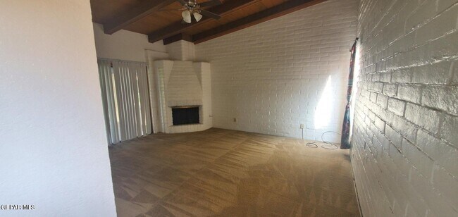 Foto del edificio - 15000 Ashford St