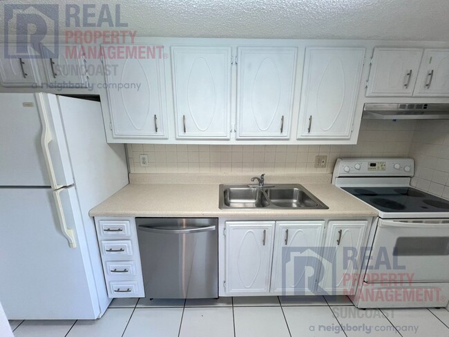 Foto del edificio - 2421 8th St