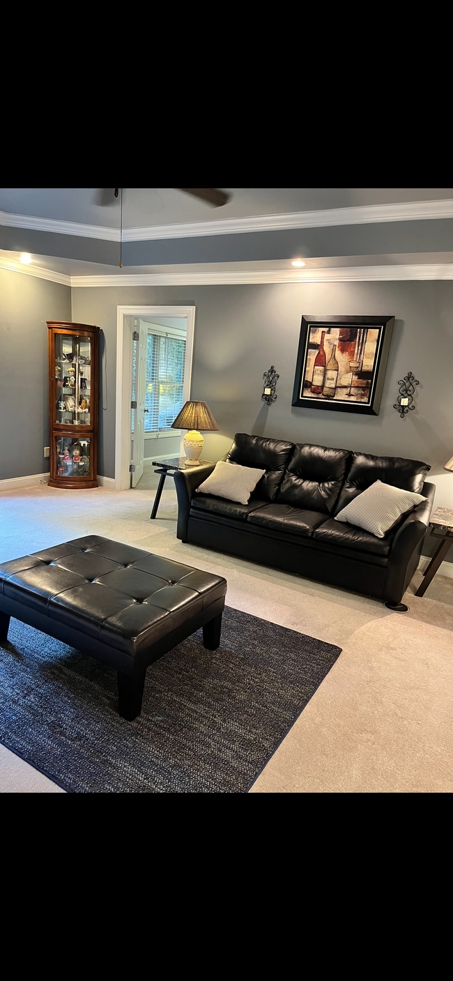 Tu sala de estar - 12 Stone House Rd