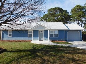 Building Photo - 605 Hayden Ct