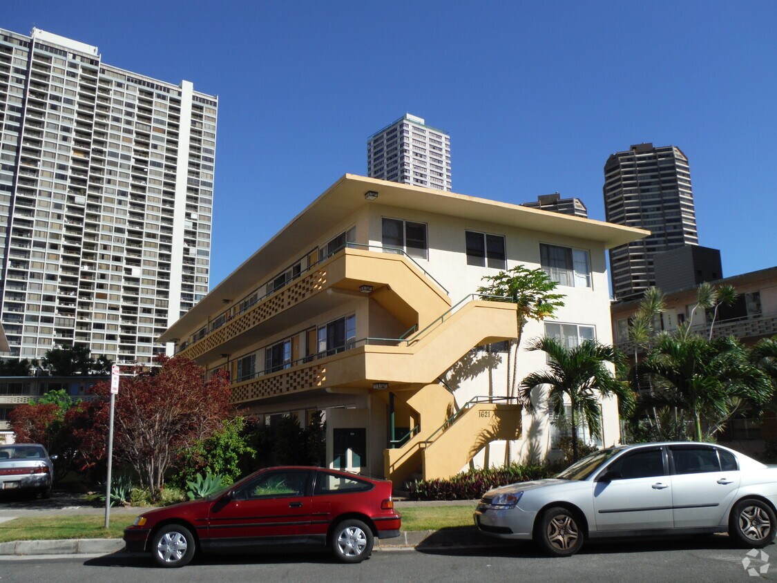 1621 Ala Wai Blvd, Honolulu, HI 96815 Apartments in Honolulu, HI
