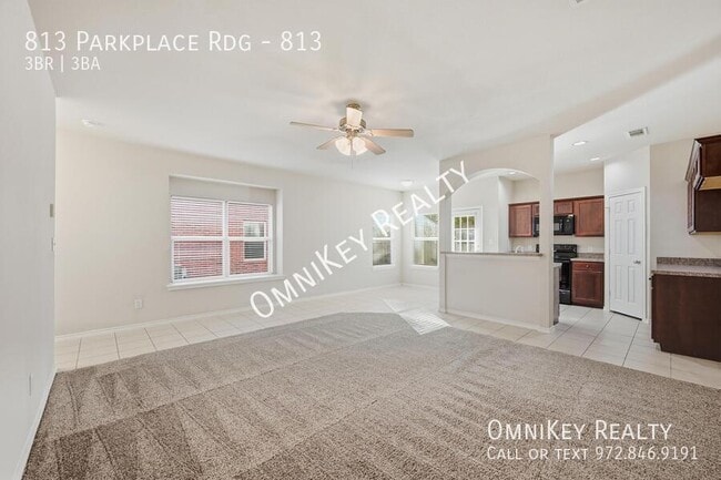 Building Photo - 813 Parkplace Ridge