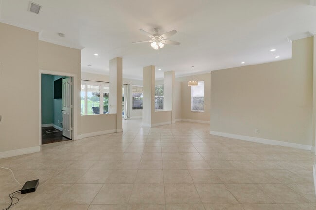 Building Photo - 1215 Gator Trail