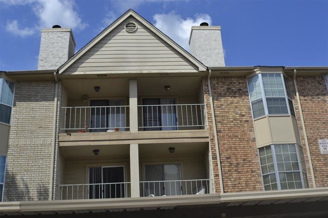 Foto del edificio - 12550 Whittington Dr