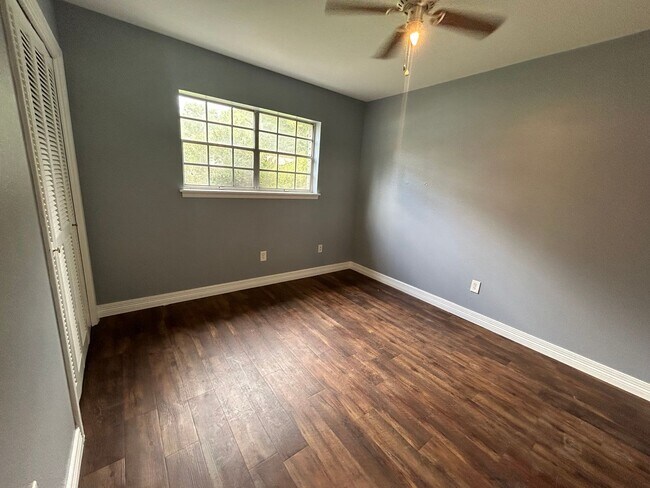 Foto del edificio - Remodeled Pines Road Area Home
