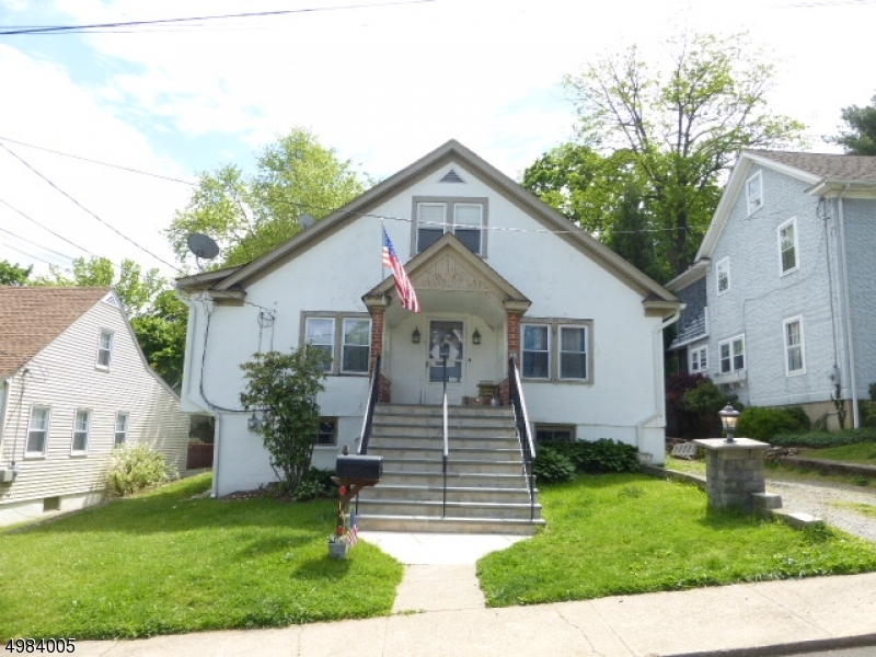 Primary Photo - 14 Searing Ave
