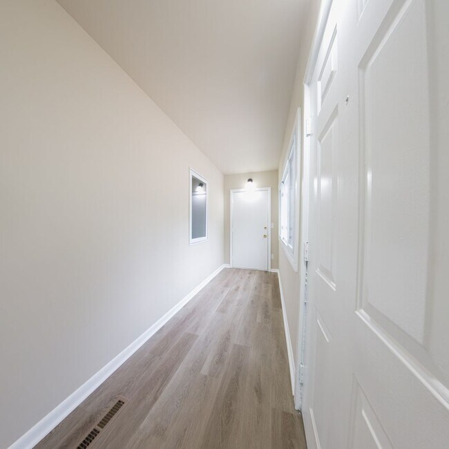 Foto del edificio - 3 Bedroom 2 Bath Home Conrad Iowa