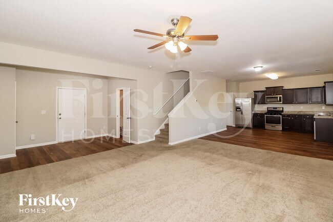 Building Photo - 1218 Dianne Dr