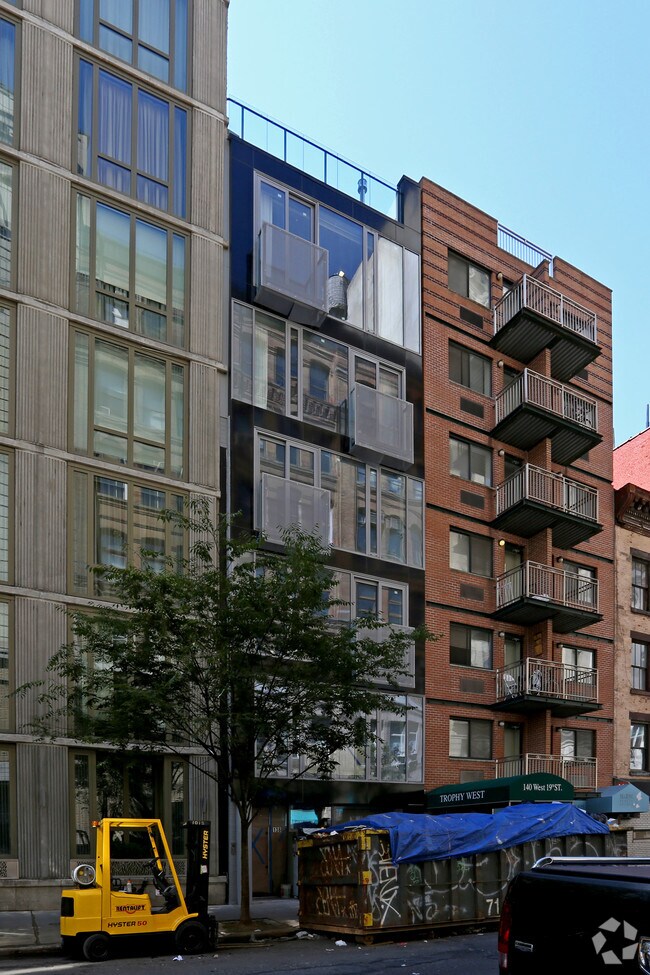 Building Photo - Modern 19