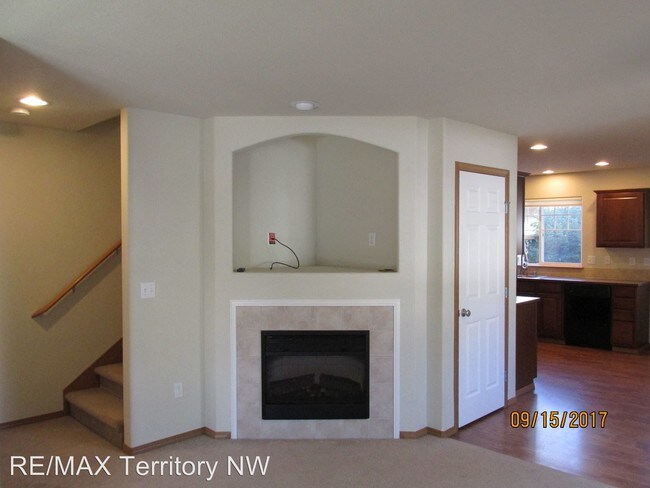 Foto del edificio - 3 br, 2.5 bath Apartment - 360 Helen Street