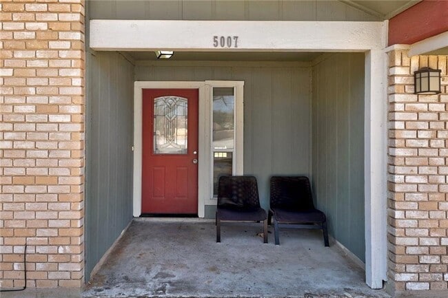 Building Photo - 5007 Timber Wolf Cir