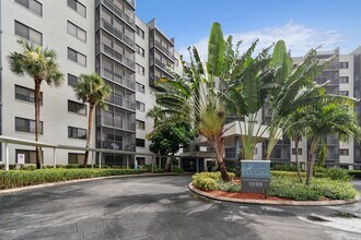 Building Photo - Hampton Apartments