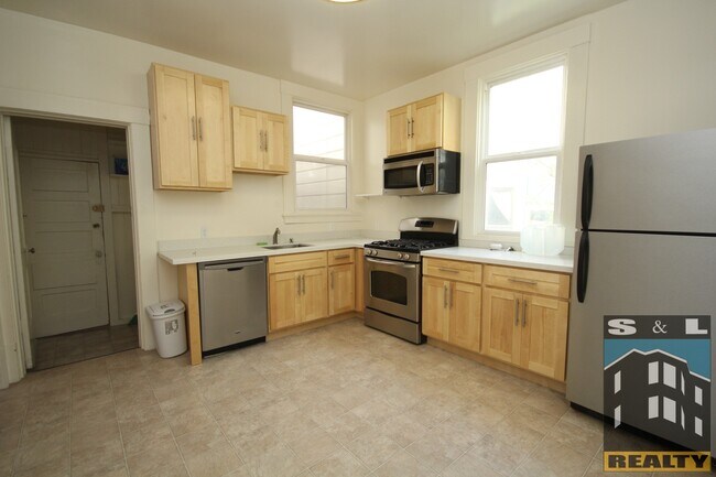 Building Photo - 3579 19th St