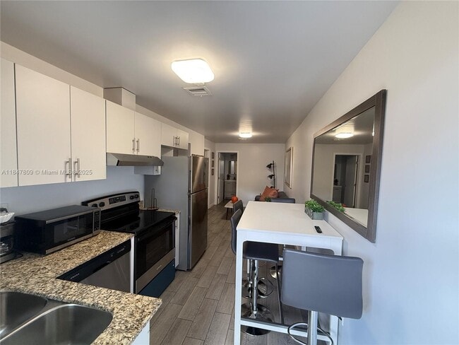 Foto del edificio - 1604 SW 9th St