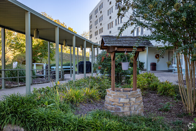 Building Photo - Plaza Towers Senior Apartments