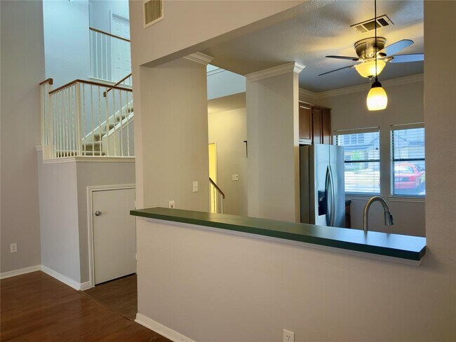 Foto del edificio - 12212 Brigadoon Ln