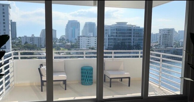 Foto del edificio - 888 Intracoastal Dr
