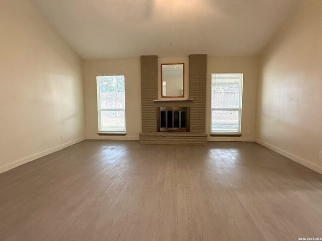 Building Photo - 6731 Carters Blf Dr