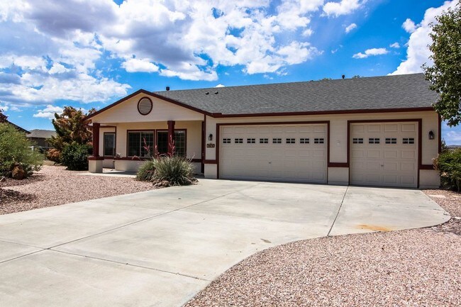 Building Photo - Appaloosa Meadows