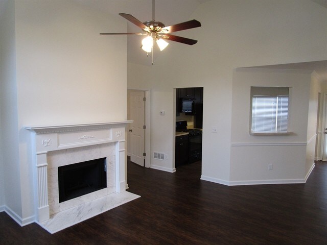 Foto del edificio - 1180 Cumberland Creek Way