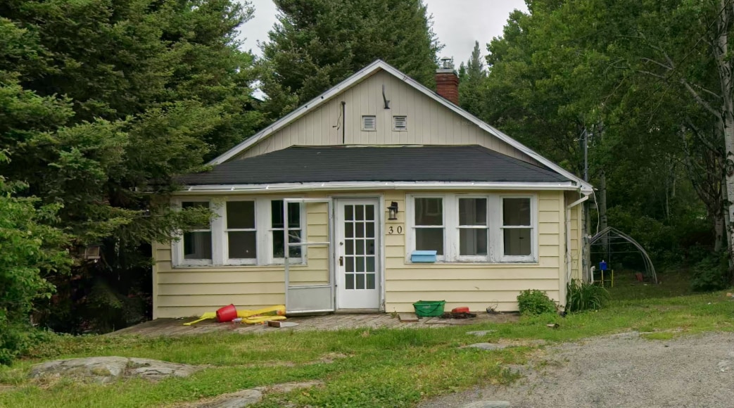 Primary Photo - 2 Bed / 1 Bath Detached Home – $1,799 + Ut...