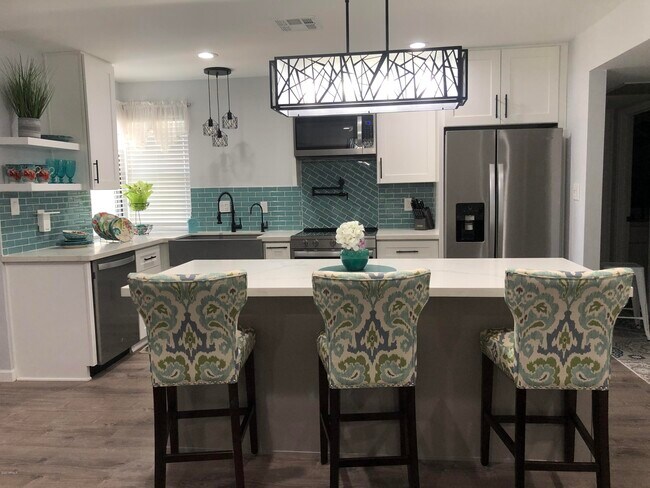 Foto del edificio - 9226 E Altadena Ave