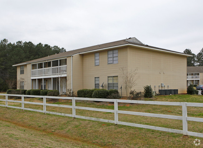 Building Photo - The Landings at Sylacauga