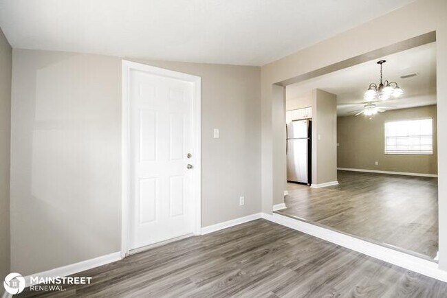 Building Photo - 212 Gay Rd, Seffner, FL 33584